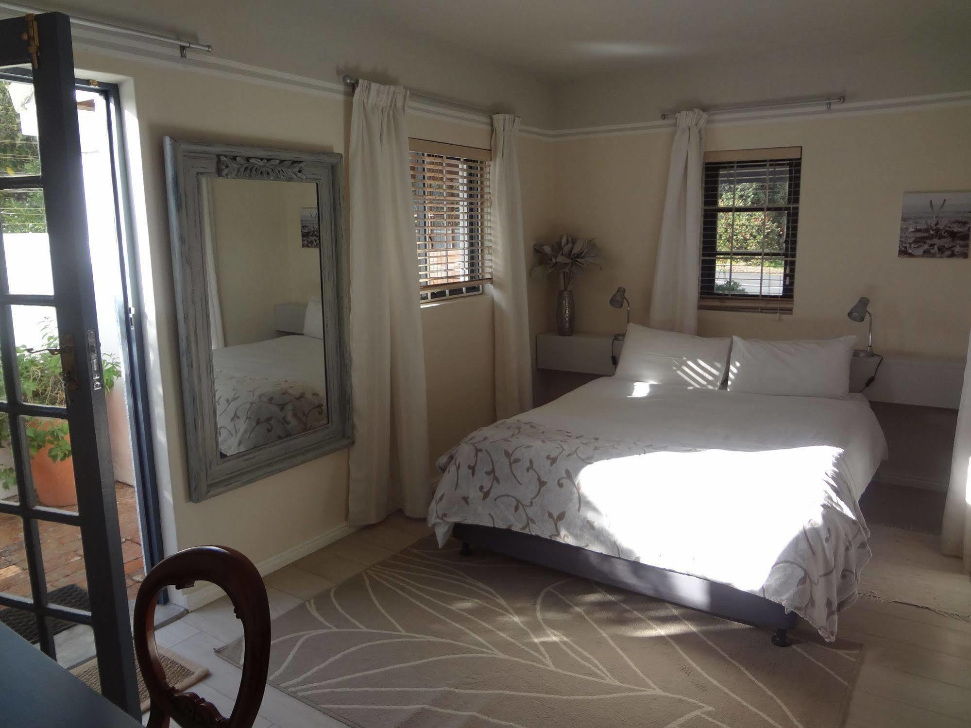 Walker Bay Manor Mansion Pty Hotel Hermanus Exterior foto
